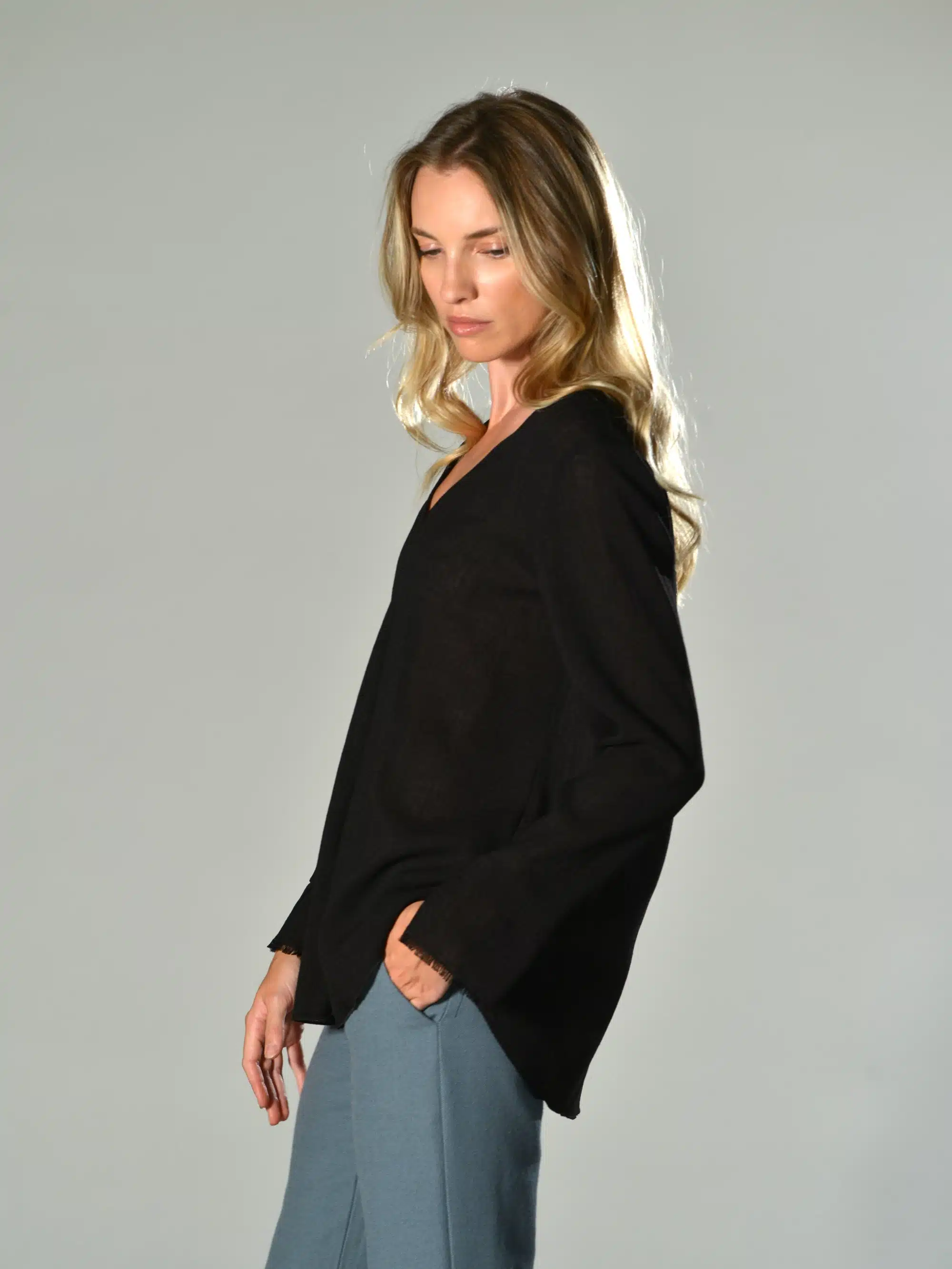 top blusa nero marina lari 1 scaled