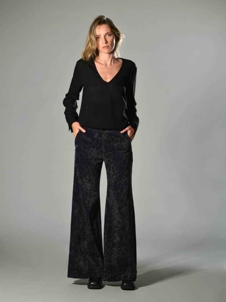 pantaloni lunghi gamba larga velluto blu marina lari