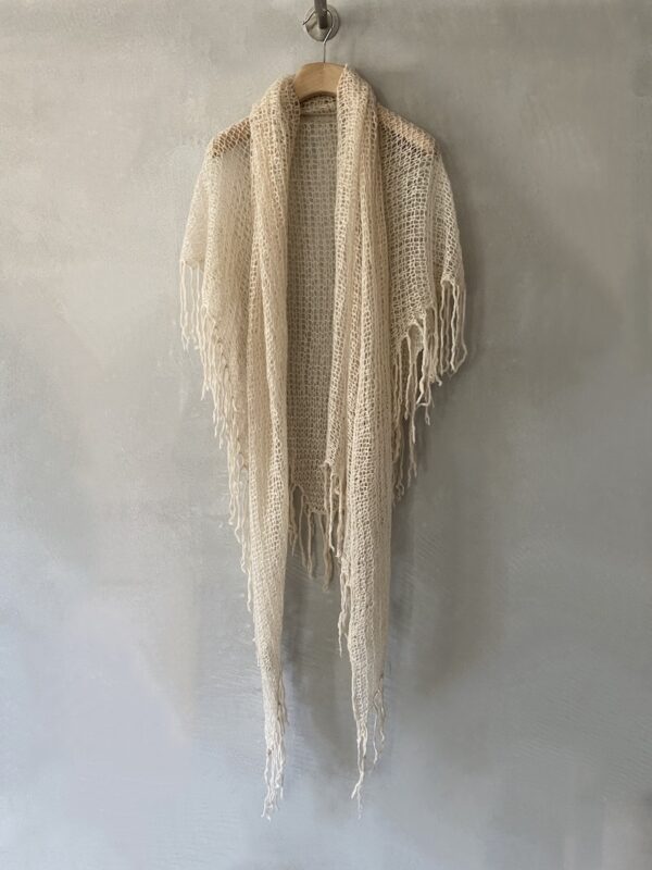sciarpa triangolare cashmere beige hand made mirror in the sky