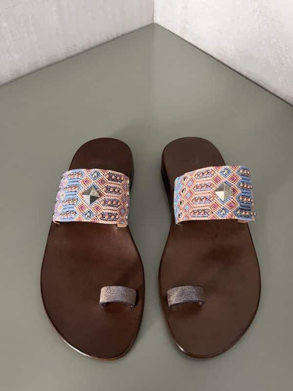 sandali cuoio marrone ricamo multicolor calleen cordero