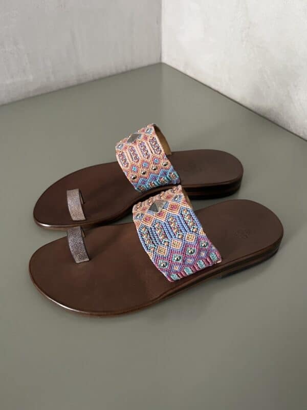 sandali cuoio marrone ricamo multicolor calleen cordero