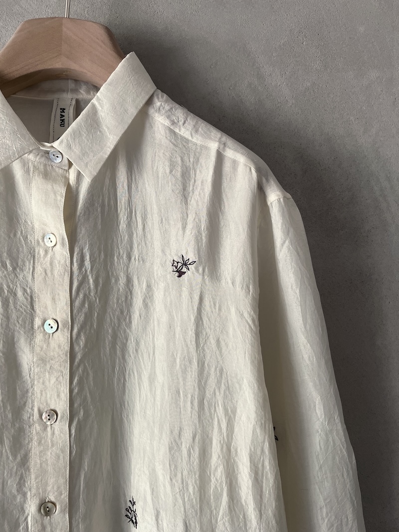 camicia seta ricamata ecru maku