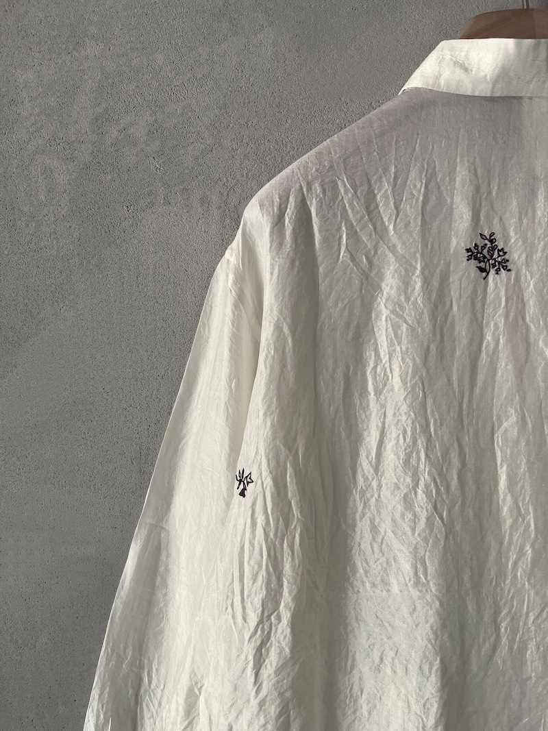 camicia seta ricamata ecru maku