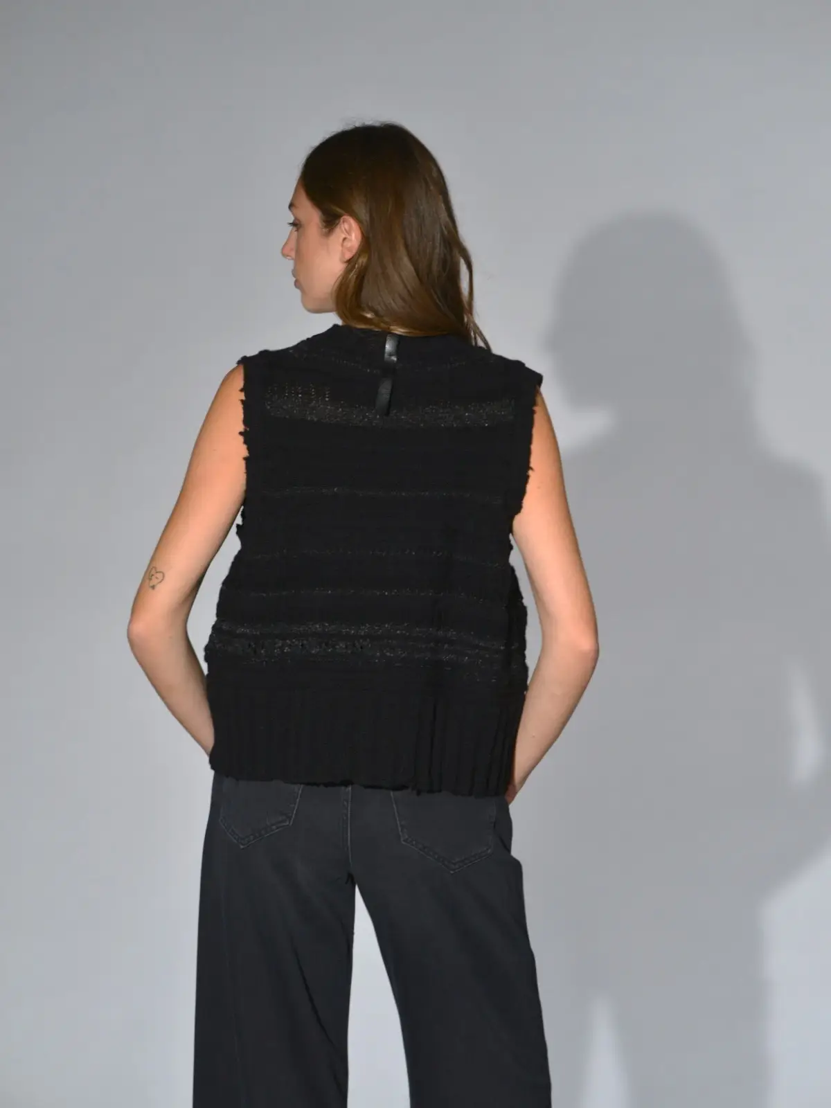 gilet lana merino nero serie numerica 2