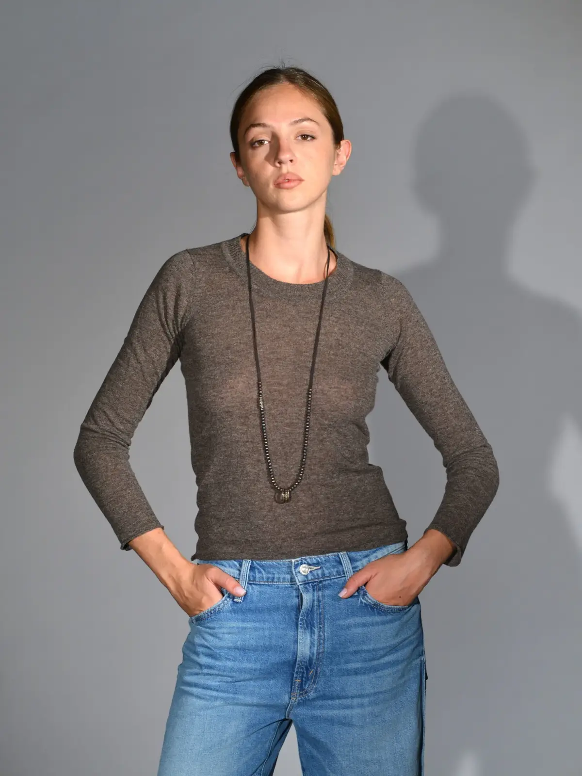 maglia aderente cashmere light melange tortora marina lari