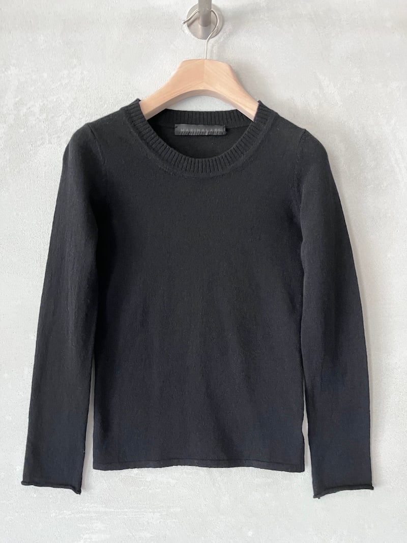 maglia aderente cashmere light nero marina lari