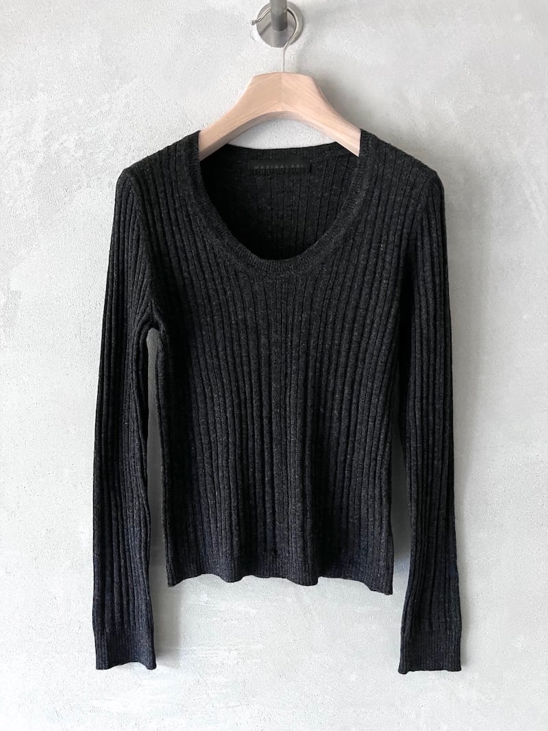 maglia aderente coste piatte cashmere grigio antracite marina lari