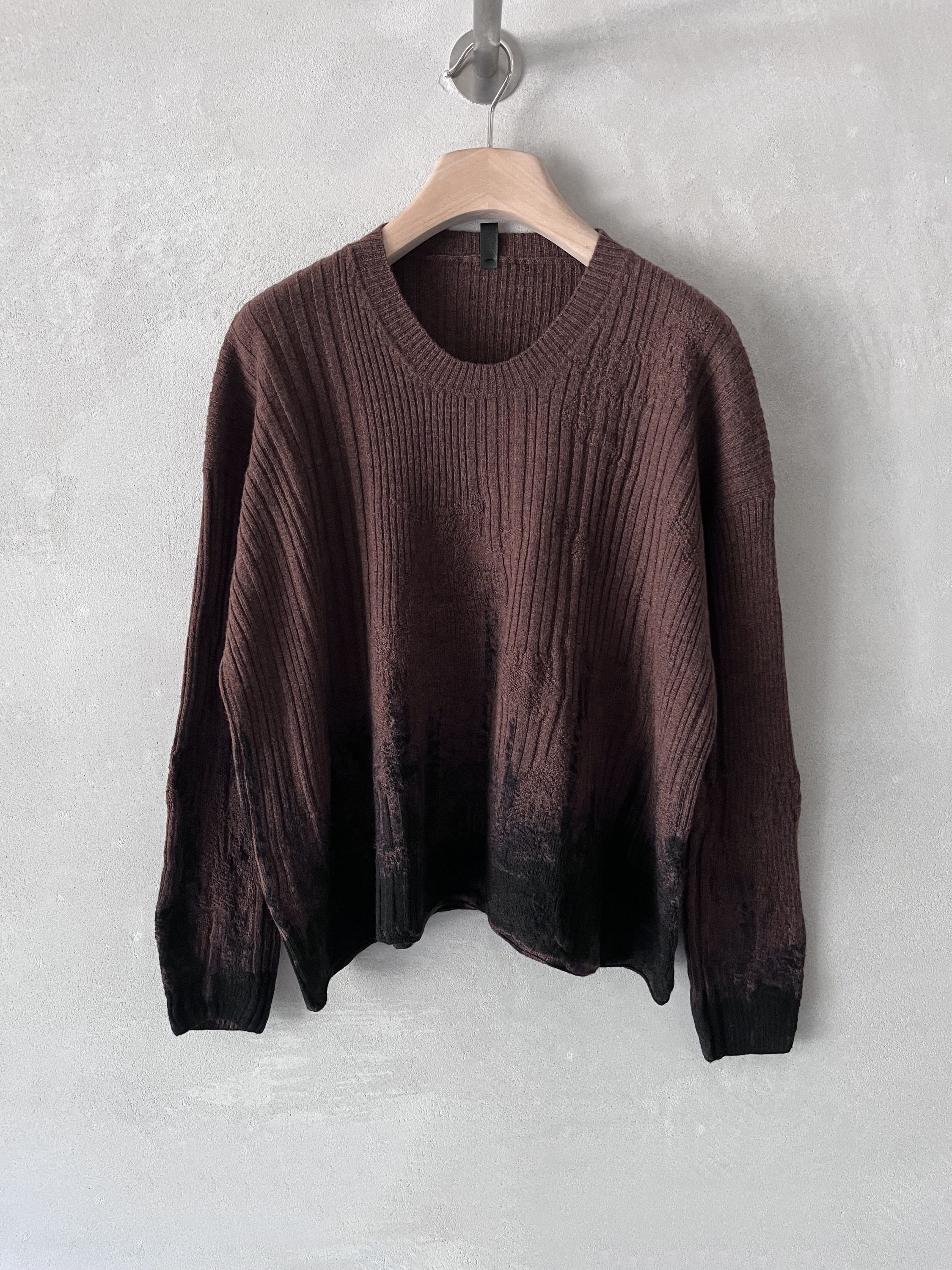 maglia boxi bicolore lana merino ruggine nero serie numerica