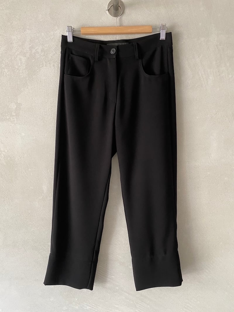 pantaloni crop nero marina lari