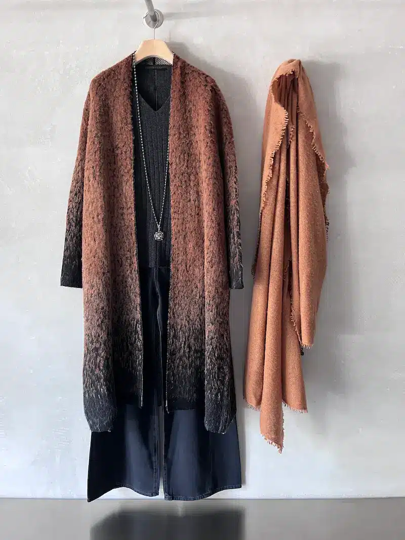 capotto in maglia avant toi sciarpa cashmere mirror in the sky