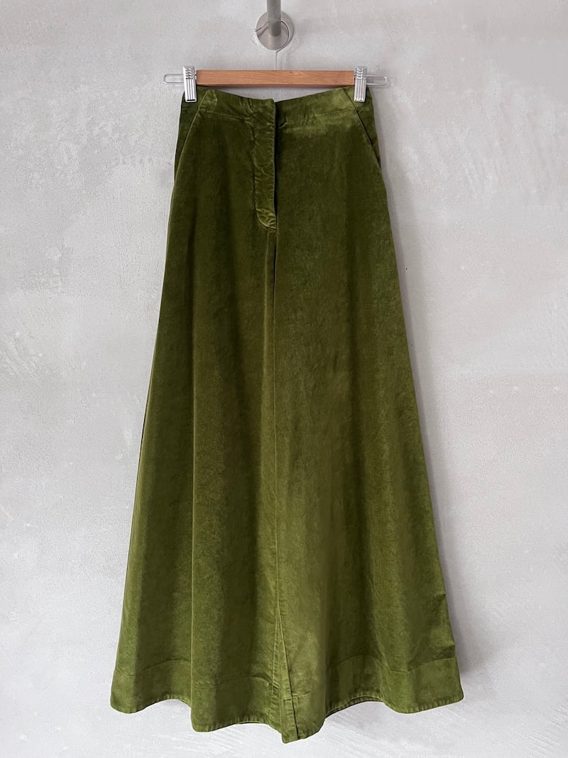 pantaloni larghi vita alta velluto cotone viscosa verde barbara tani