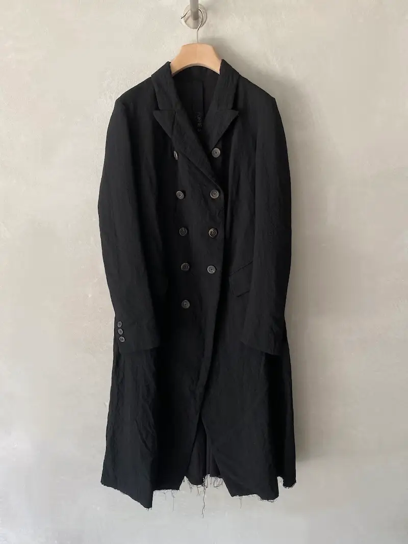 cappotto doppiopetto lana viscosa spigato nero forme d’expression