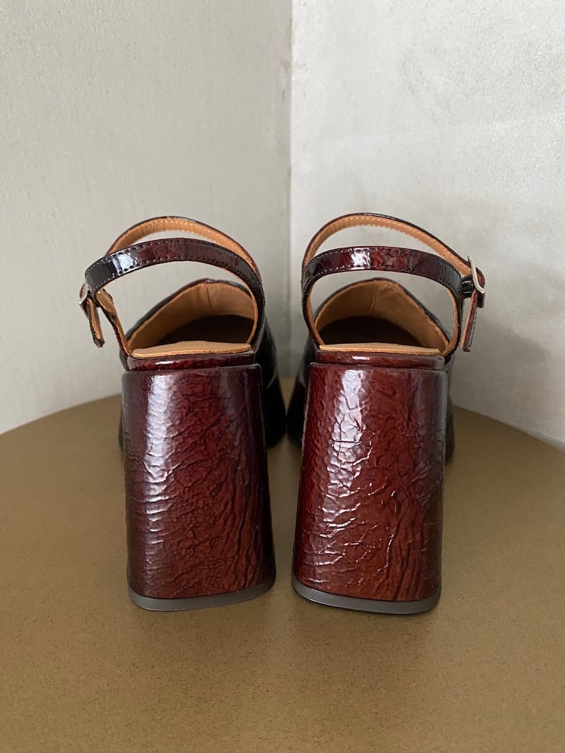 scarpe slingback zeppa pelle lucida marrone miista