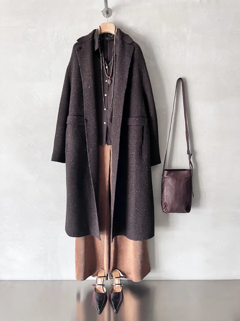 cappotto oversize melange boboutic, Pantaloni aderenti a zampa in velluto a coste marina lari