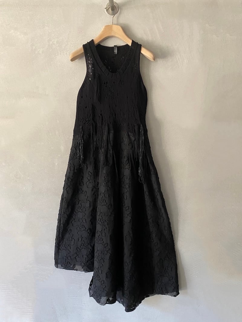 Abito lungo nero Serie Numerica in cotone devoré con corpetto traforato e gonna svasata