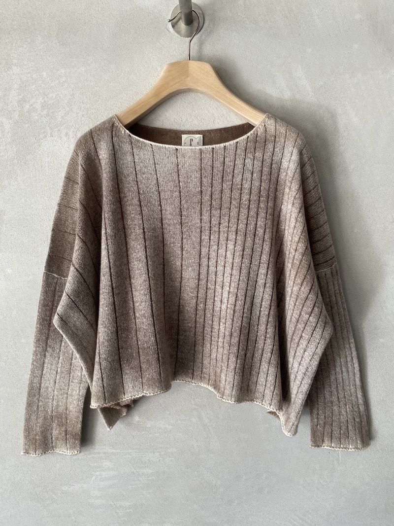 Maglia over boxy marrone chiaro F Cashmere in cashmere leggero con lavorazione ad ago scartato