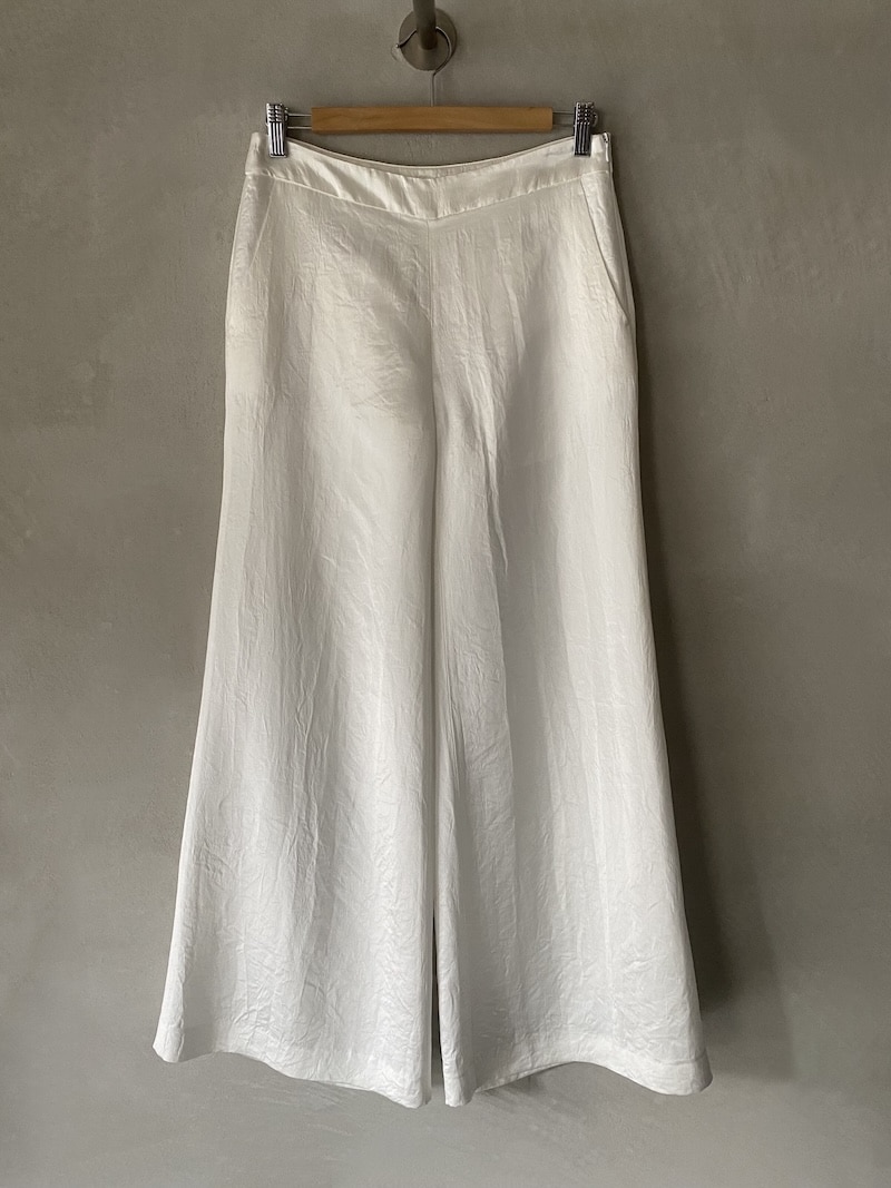 Pantaloni Bianchi a Gamba Larga in Acetato