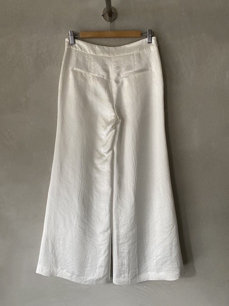 Pantaloni Bianchi a Gamba Larga in Acetato