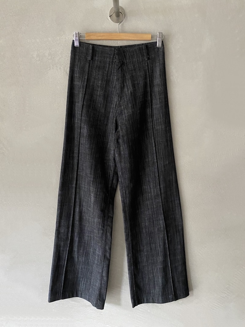 Pantaloni donna neri MSM Milano vita alta gamba dritta con piega frontale