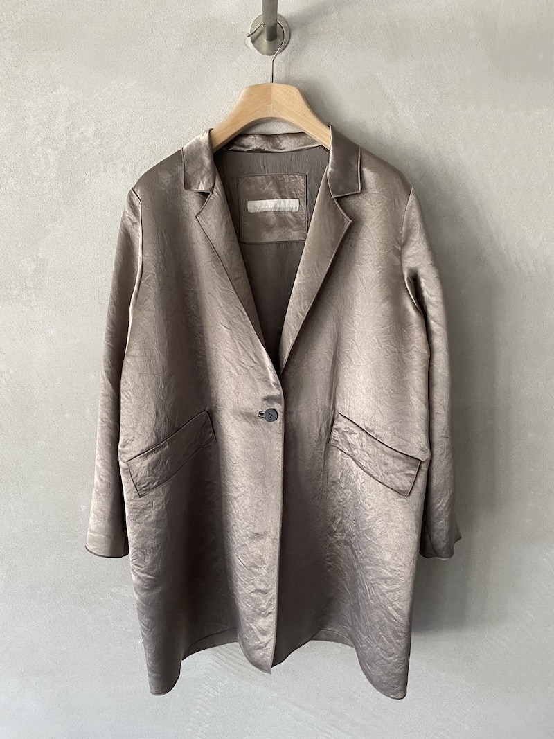 Giacca color fango destrutturata in acetato con rever classici