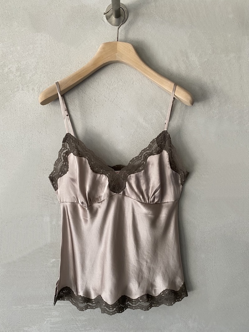 Top lingerie Gold Hawk cipria in raso con pizzo tortora e spalline regolabili