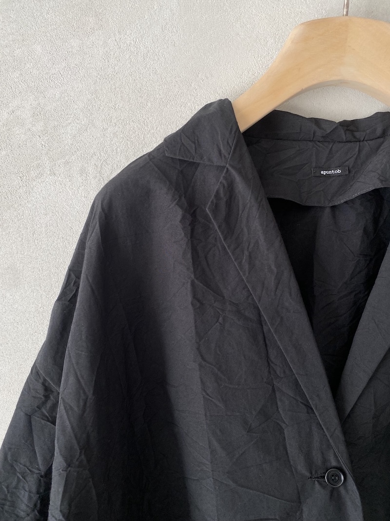 Giacca oversize nera in cotone e poliestere effetto stropicciato con rever - APUNTOB 2