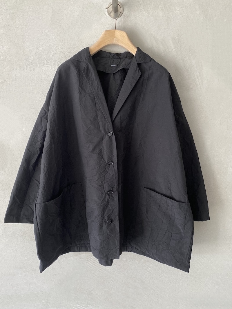 Giacca oversize in cotone e poliestere effetto stropicciato con rever, manica lunga e tasche applicate colore nero - APUNTOB