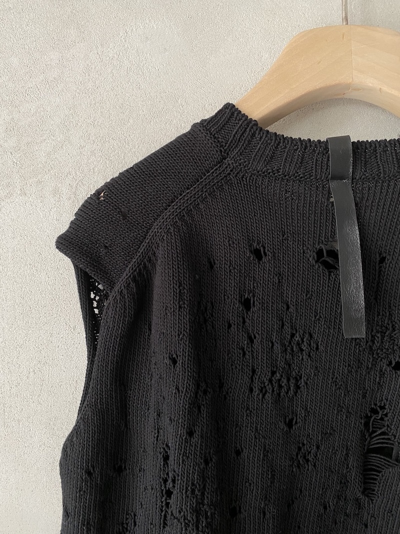 Black vest in perforated cotton knit with devoré insert SERIE NUMERICA 4