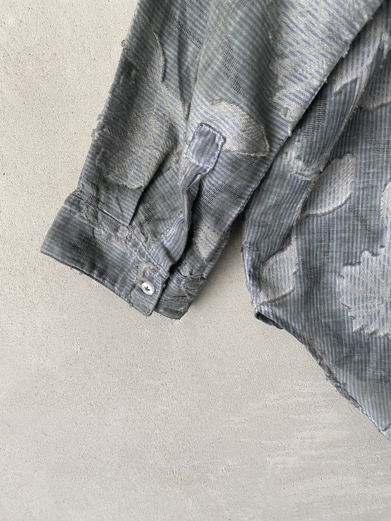 Camicia over verde salvia in cotone fil coupé jacquard con motivo floreale Ploumanac'h