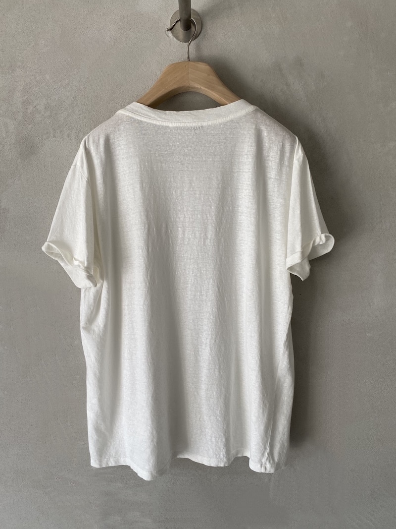 T-shirt oversize con scollo tondo e manica corta con risvolto bianco – Barbara Tani
