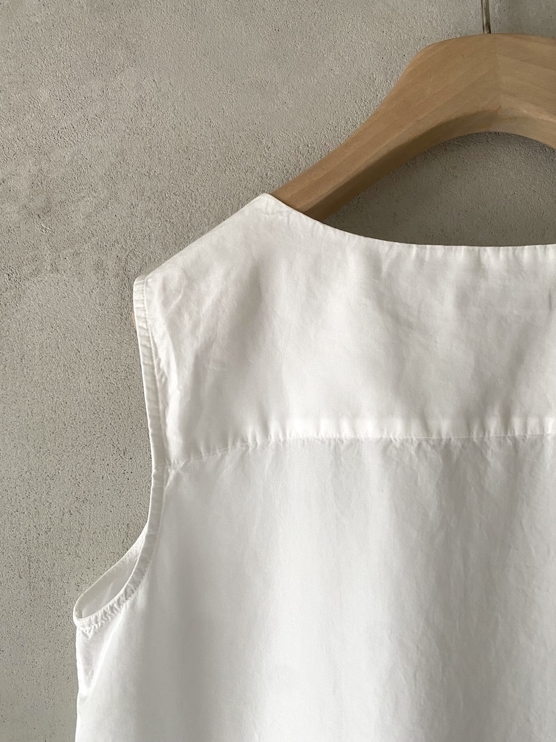 Top senza maniche in lyocell con scollo rotondo e linea svasata bianco – Barbara Tani