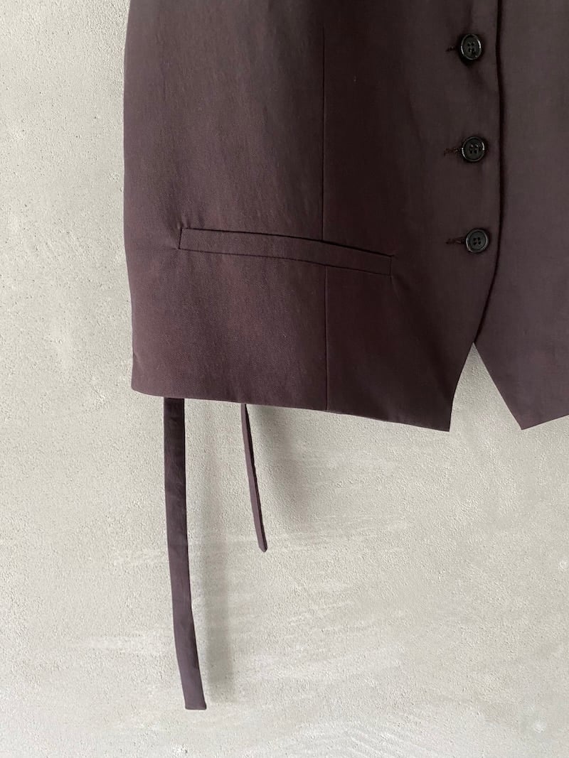 Gilet marrone in lino e viscosa dalla linea dritta Marina Lari