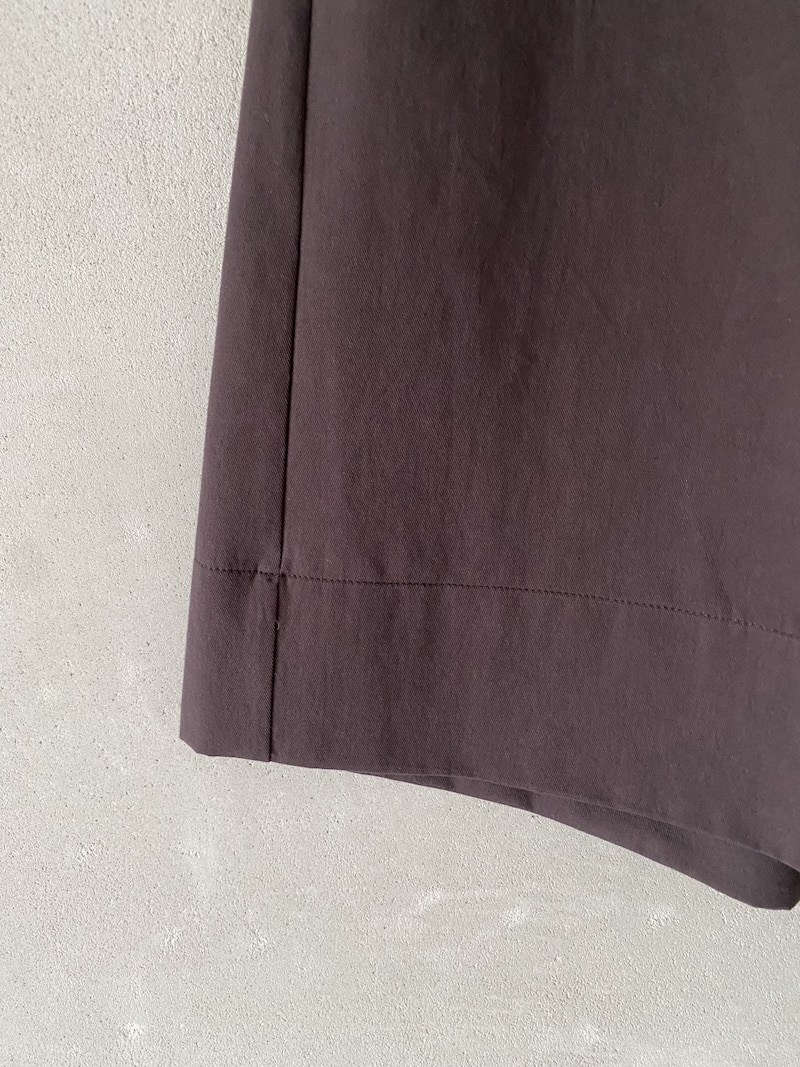 Bermuda marrone in cotone e lino dalla linea ampia Marina Lari