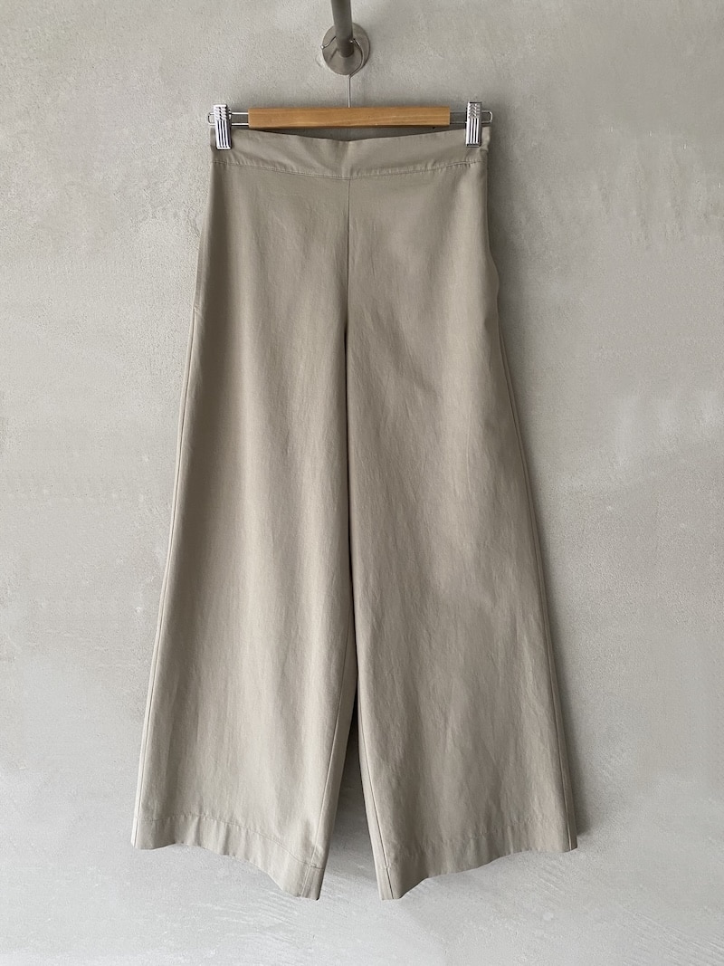 Pantaloni beige mastice in lino e viscosa con vita elastica sul retro e gamba larga, vestibilità regolare Marina Lari