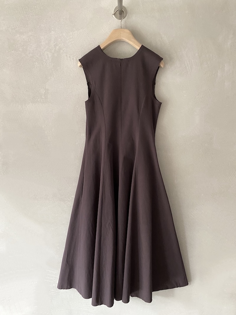 Abito marrone in lino e viscosa dalla linea svasata Marina Lari