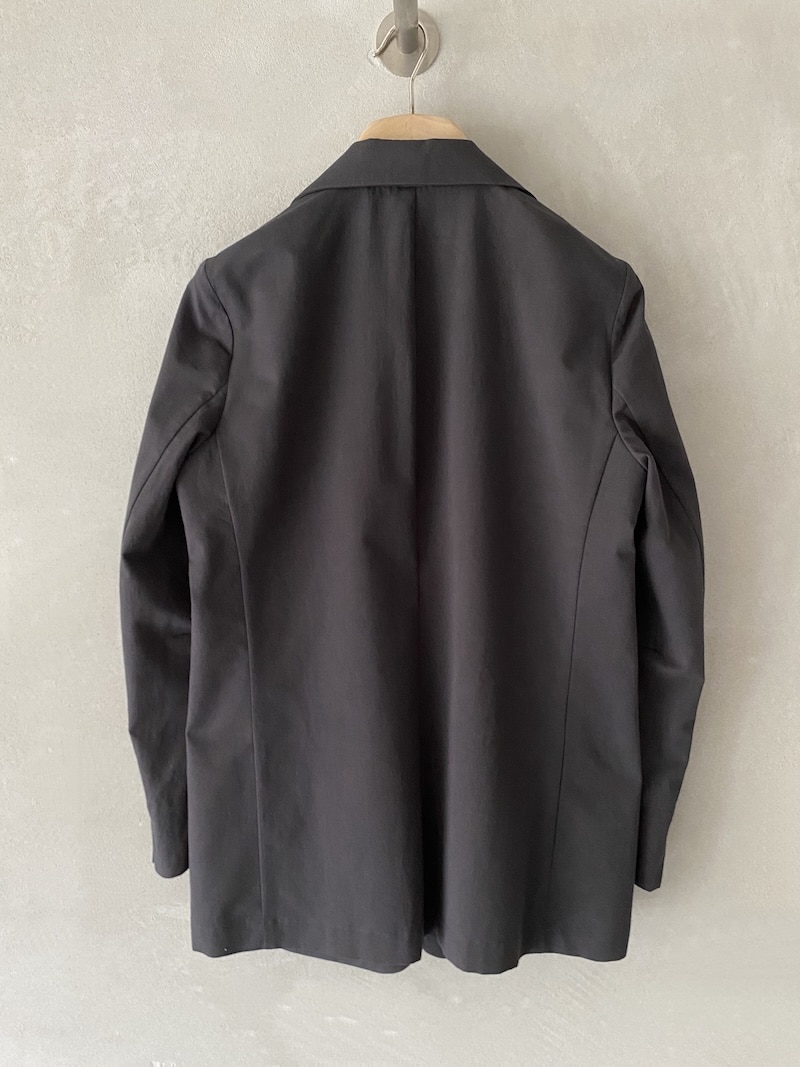 Giacca nera in cotone e lino dalla linea dritta Marina Lari