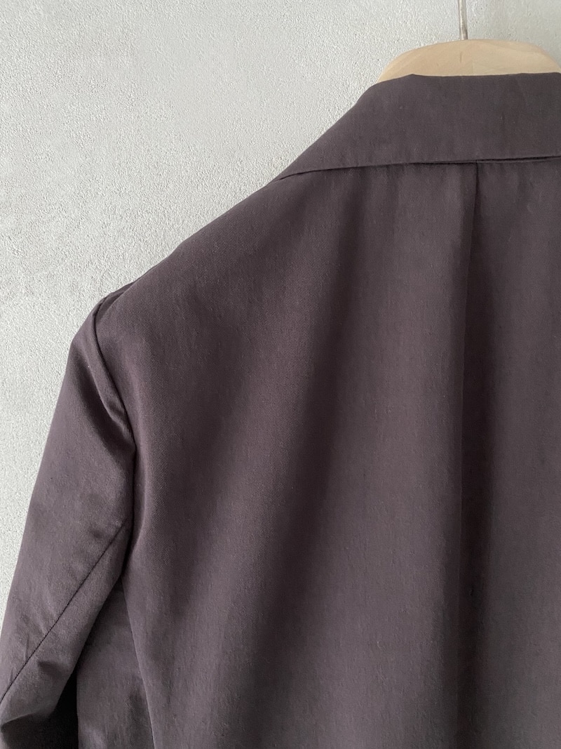 Giacca marrone in cotone e lino dalla linea dritta Marina Lari