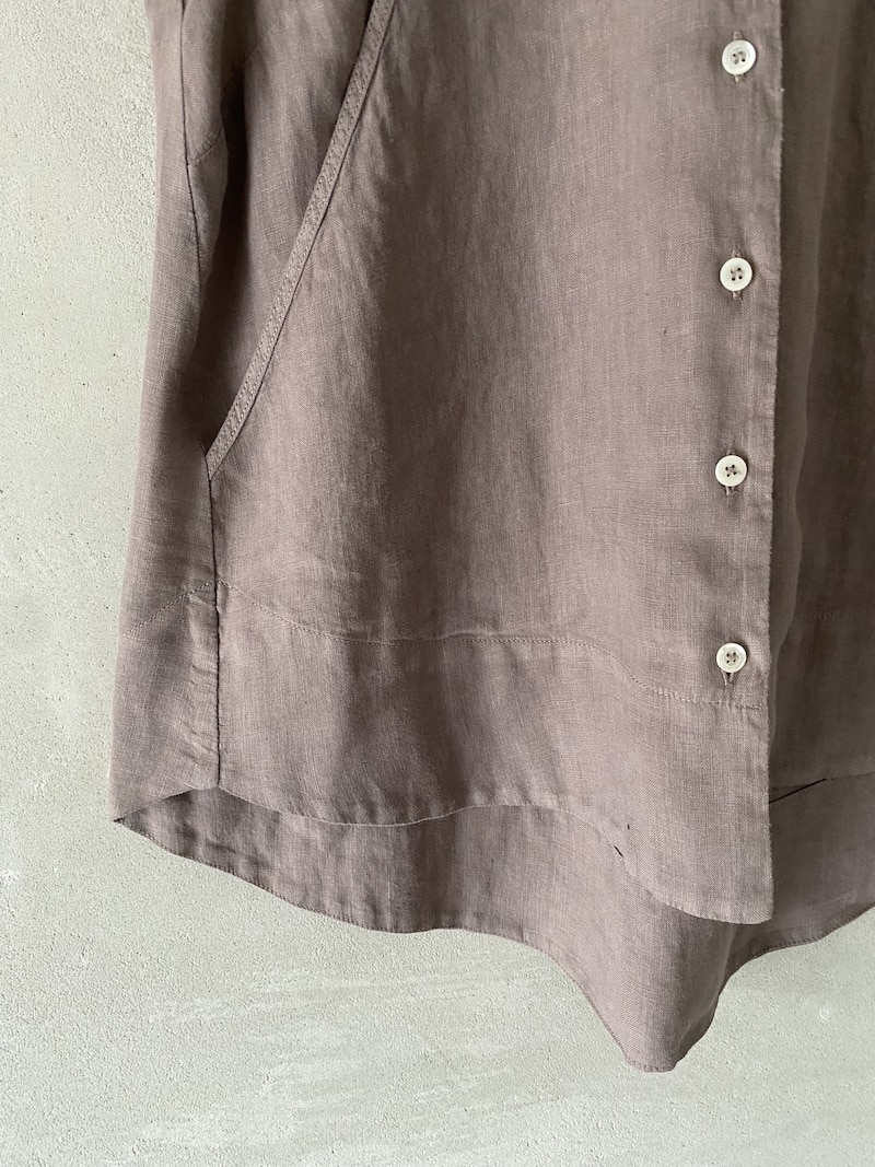 Camicia lavanda senza maniche in lino dalla linea fluida MSM Milano