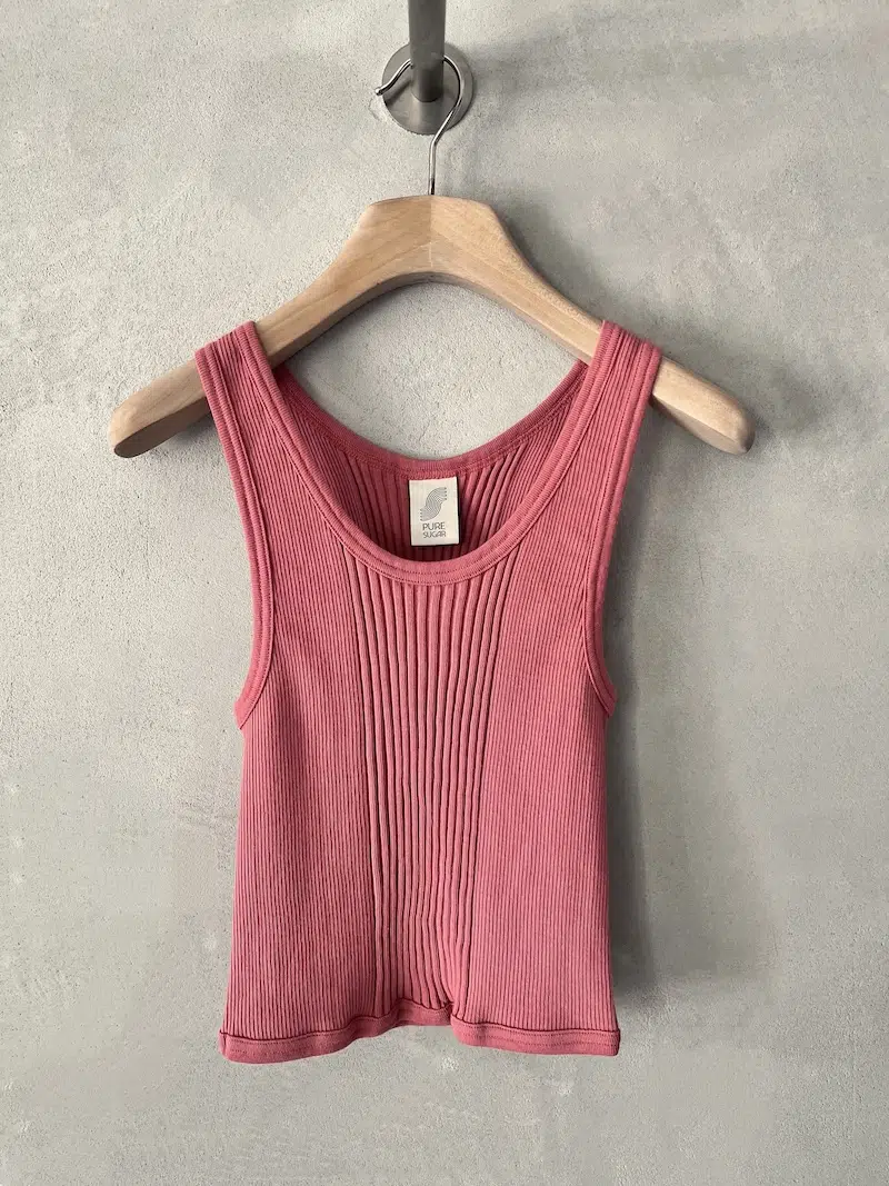 Coral red ribbed cotton jersey tank top with round neck and wide shoulder straps, fitted fit Pure Sugar
