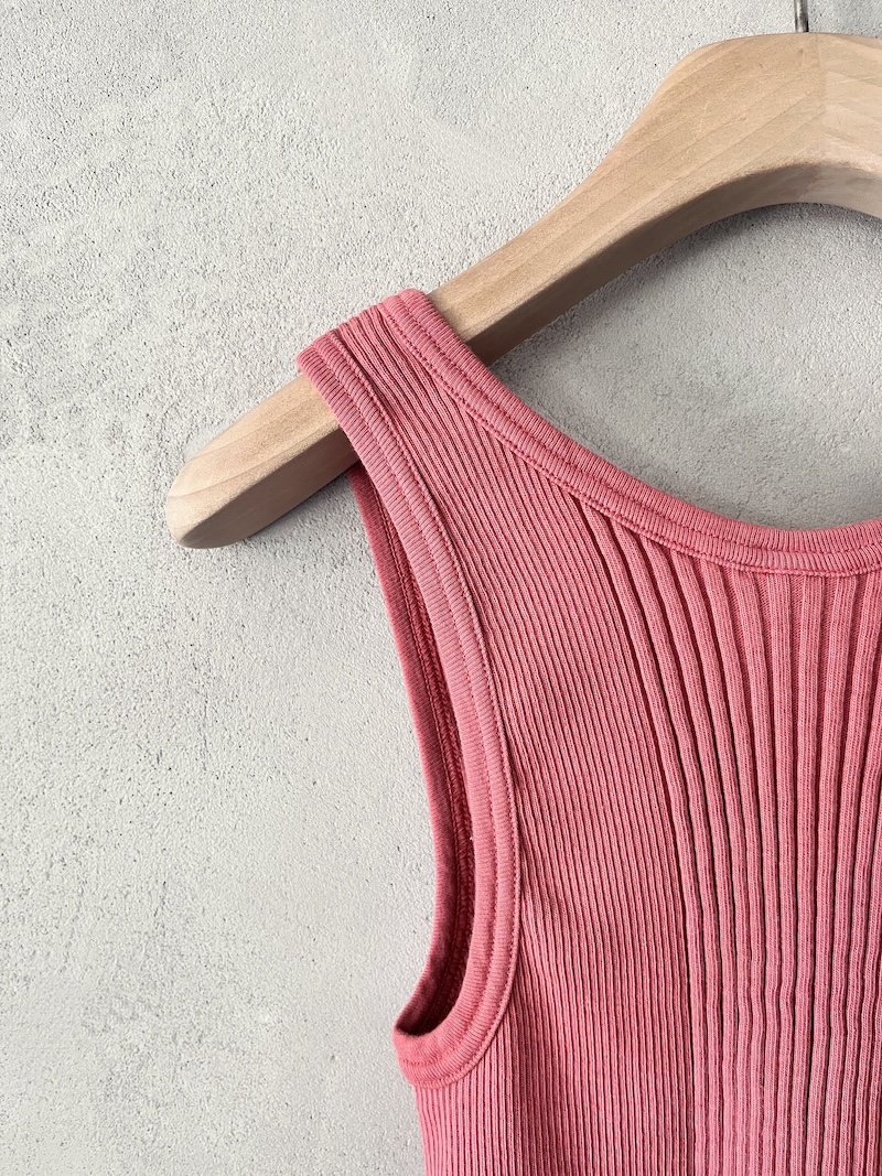 Canotta corta rosso corallo in cotone a costine con linea aderente Pure Sugar