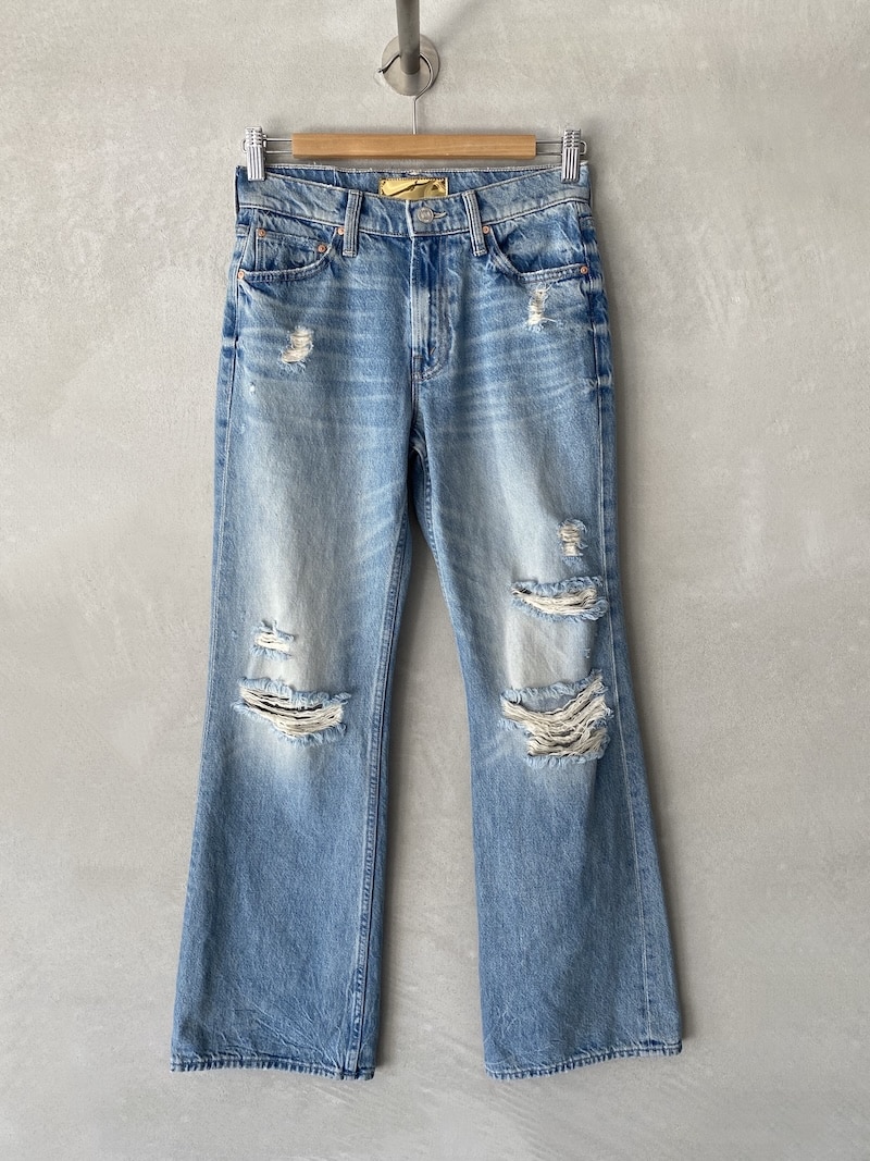 Jeans denim lavato effetto scolorito con gamba svasata e fondo con orlo semplice THE BOOKIE NERDY – MOTHER DENIM