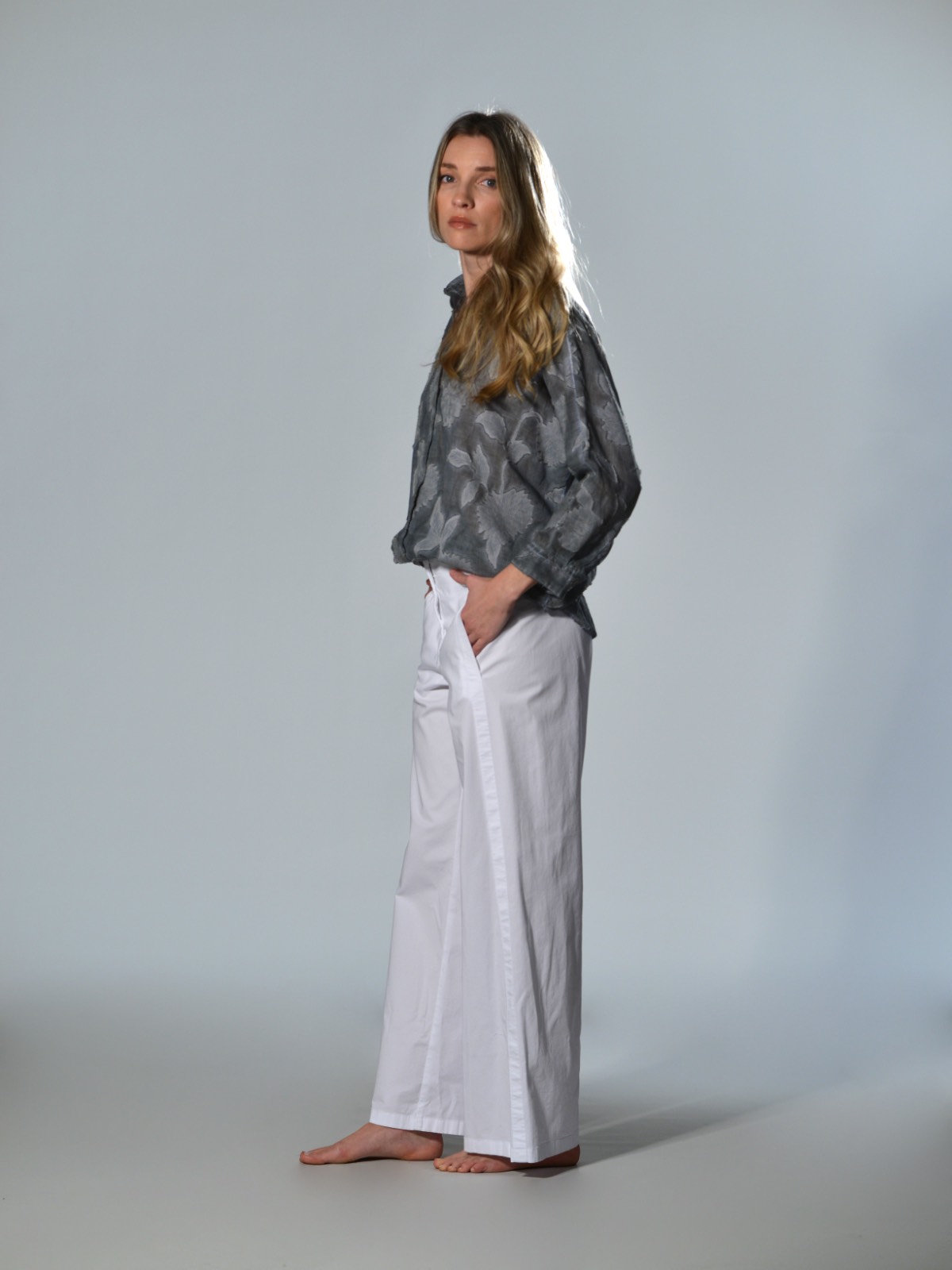 Pantaloni bianchi in cotone elasticizzato a gamba dritta Barbara Tani 2