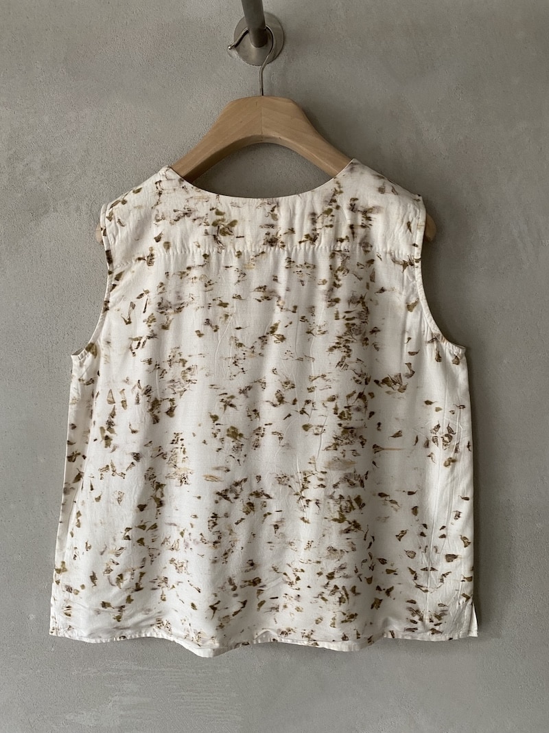 Top ecru in seta e bambù con ricamo floreale multicolore – AO DRESS 4