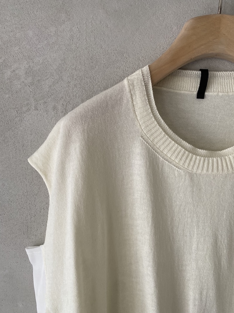 Top oversize bianco in maglia di cotone con inserti in seta SERIE NUMERICA 2