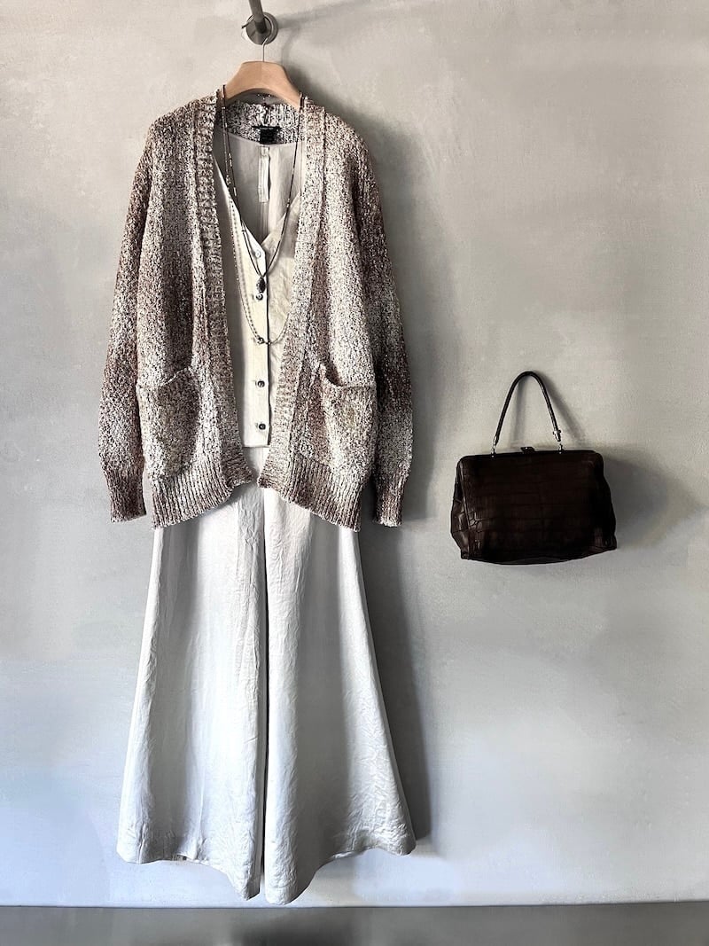 total white outfit marina lari