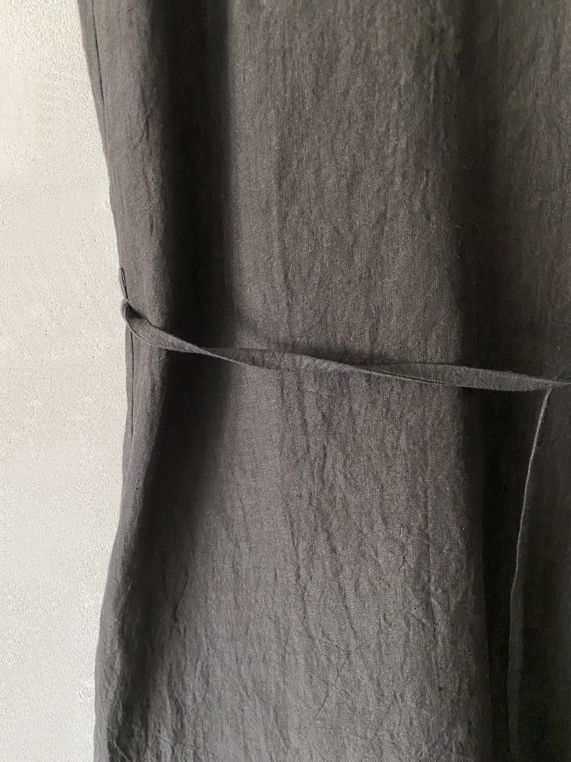 Abito lungo marrone in lino reversibile con cintura Marina Lari 3