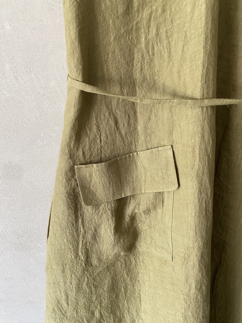 Abito lungo verde lime in lino reversibile con cintura Marina Lari 4