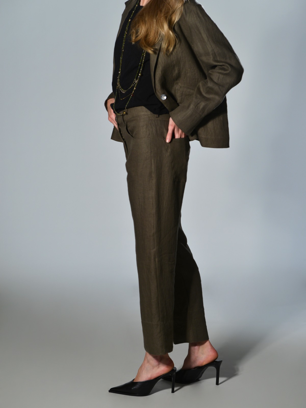 Marina Lari 5-pocket mid-rise low-crotch linen ankle-length trousers with zip fly