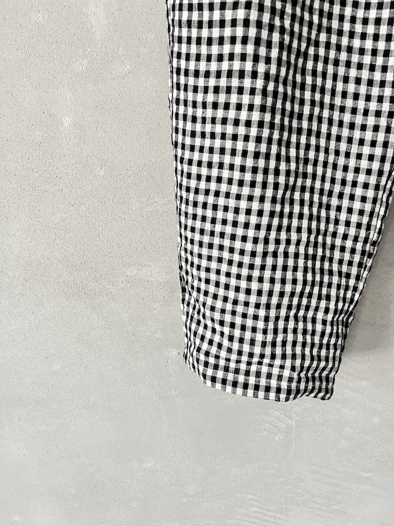 Pantaloni in lino vichy bianco e nero linea dritta con vita elasticizzata e tasche laterali Apuntob 2