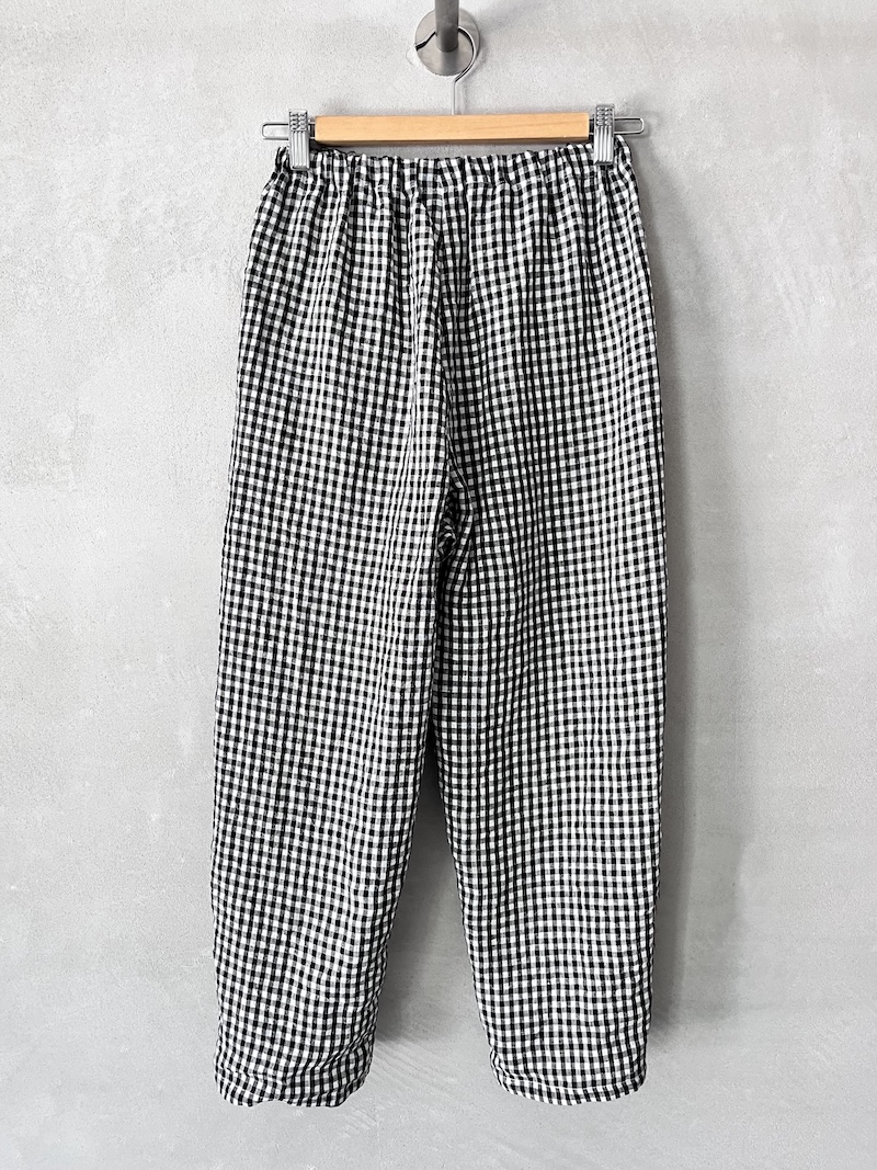 Pantaloni in lino vichy bianco e nero linea dritta con vita elasticizzata e tasche laterali Apuntob 3